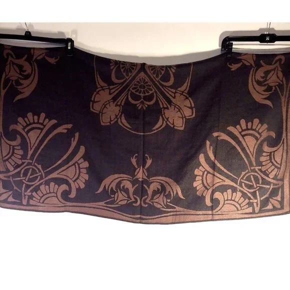 Pierre Balmain PARIS Winter wrap scarf Reversible Cashmere blend Purple 52"x52" - Picture 5 of 10